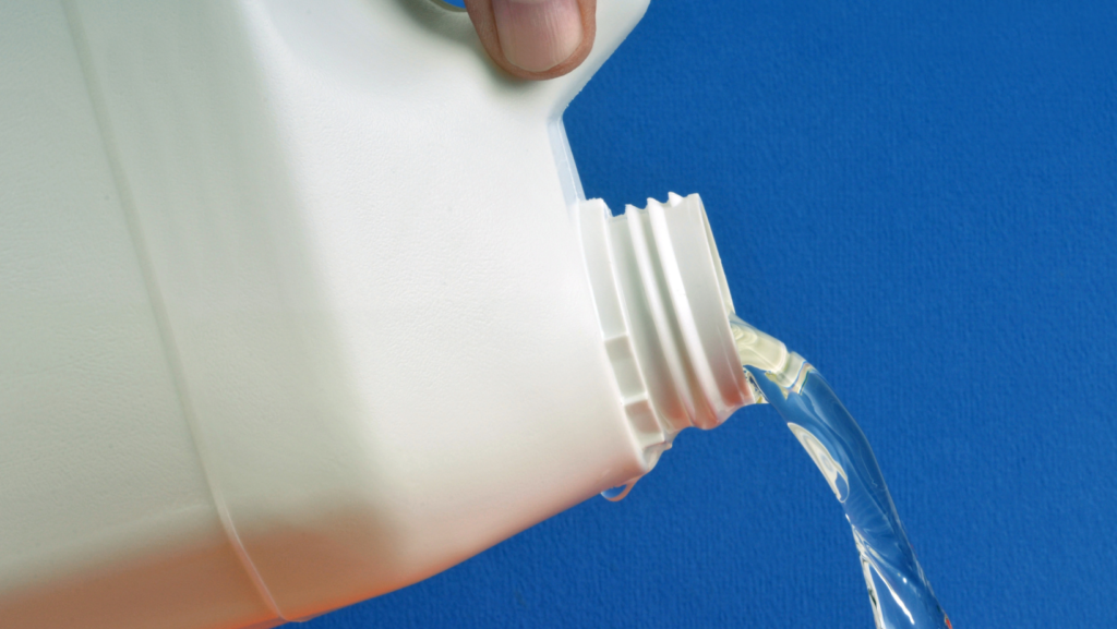 Liaudiškos priemonės nuo pelėsio: geriausi pelėsio valikliai 6 pelėsio valiklis baliklis